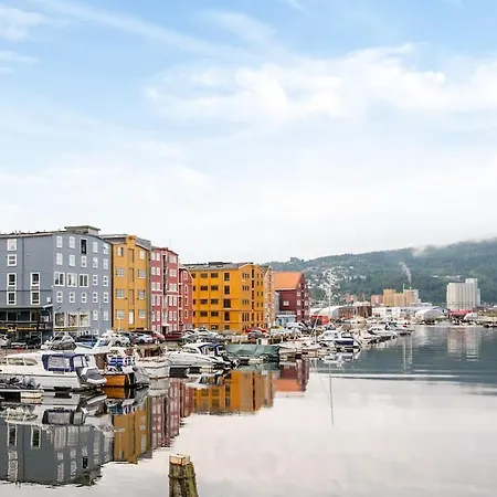 Fjord View By The Canal, Centre, Sleeps 4 Appartamento Trondheim