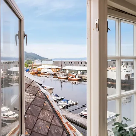 Appartamento Fjord View By The Canal, Centre, Sleeps 4 *